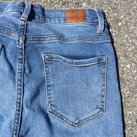 BDG Twig Super-High Rise Stretch Jeans - Picture 7 of 9